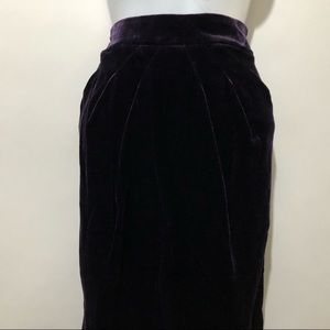 Vintage ESCADA purple velvet  skirt size …